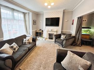 Lounge- click for photo gallery